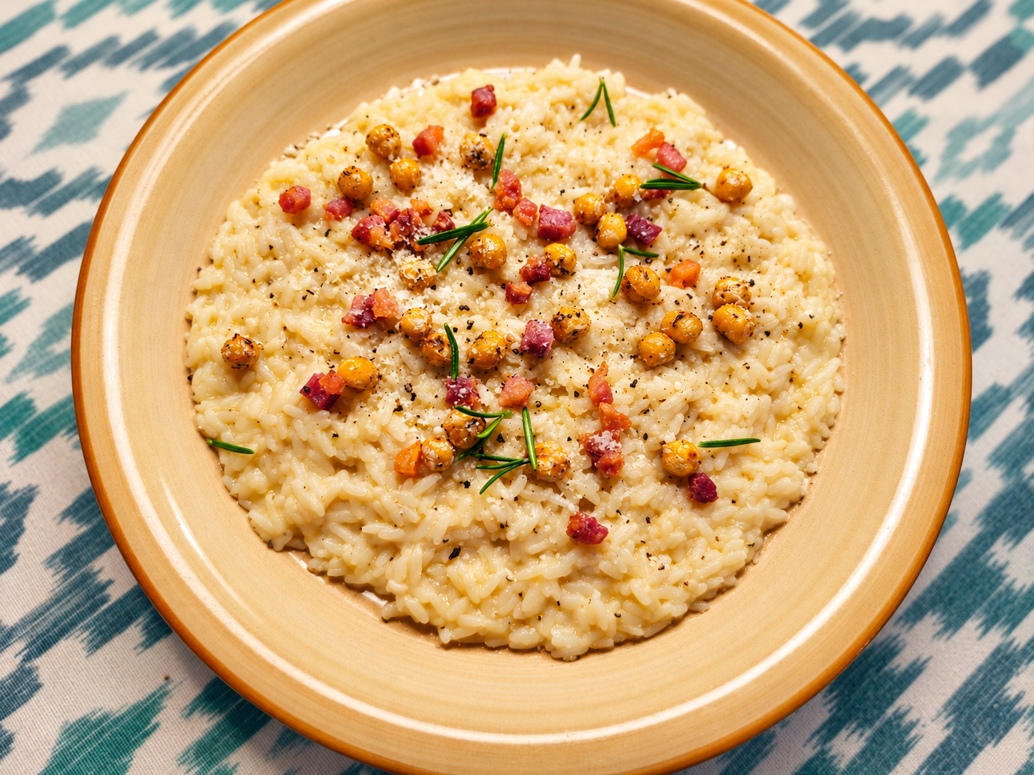 Risotto alla crema di ceci, pancetta croccante e rosmarino